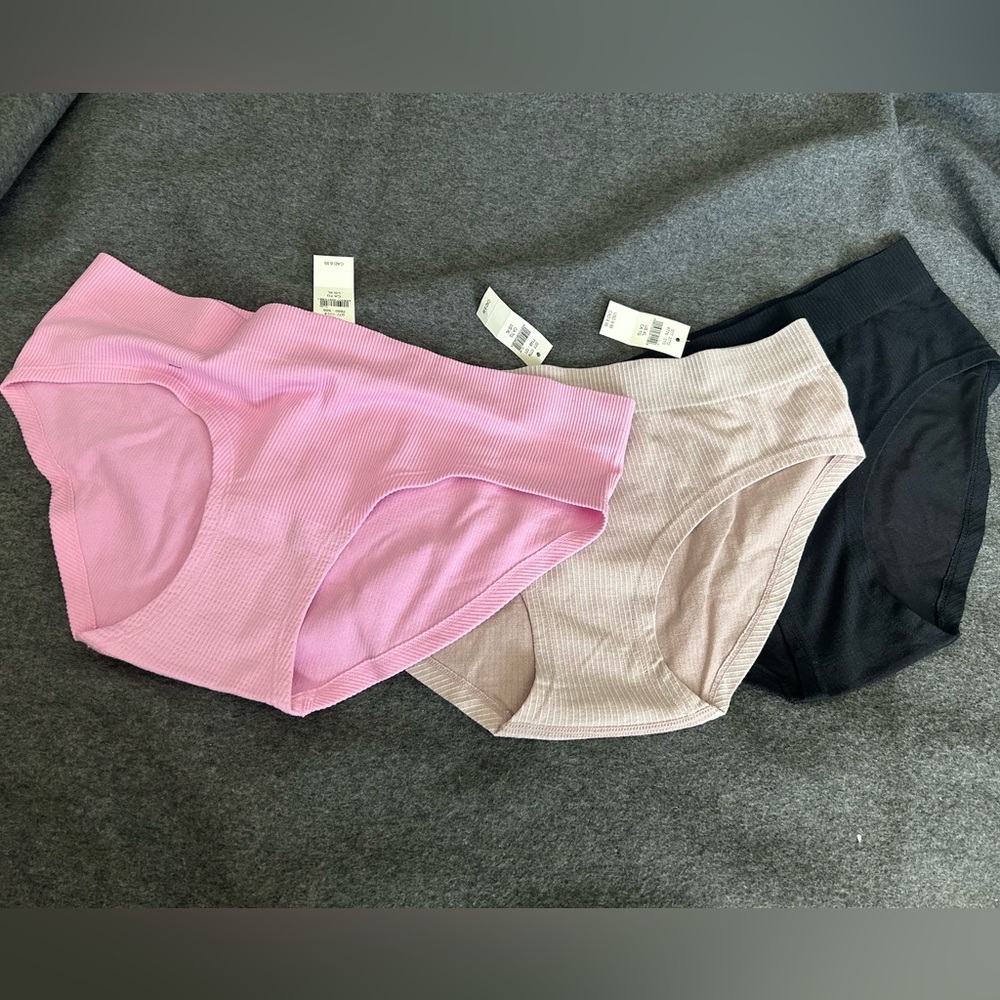 Aerie boy brief underwear NEW pink, cream, black sz XL